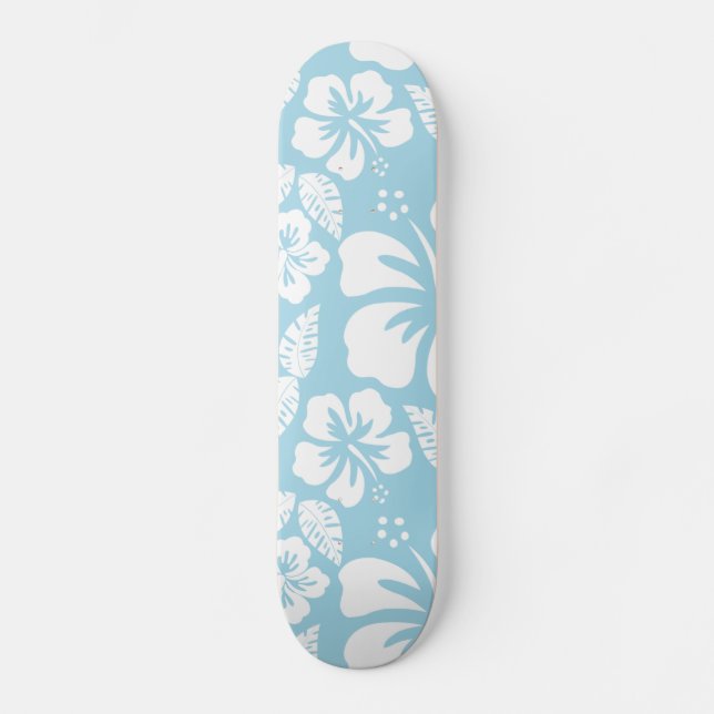 Hellblauer hawaiianischer tropischer Hibiskus Skateboard (Vorderseite)