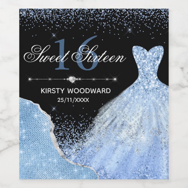 Hellblaues Aquarellkleid Sweet 16 Geburtstag Weinetikett (Einzelnes Label)