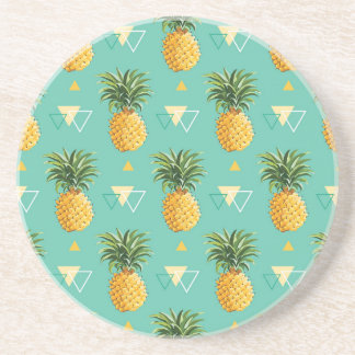 Helle Ananas auf geometrischem Muster Sandstein Untersetzer