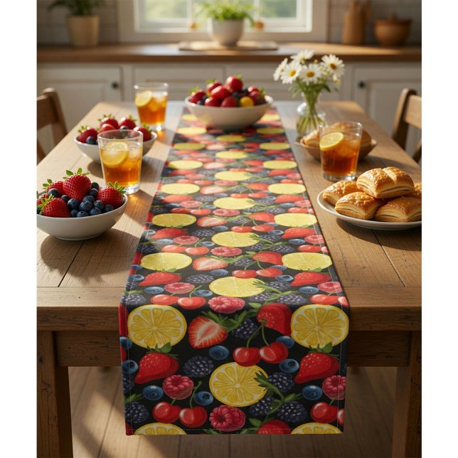 Helle Berries & Lemon Tischläufer (Von Creator hochgeladen)