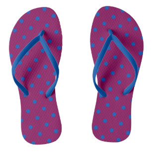 Helle blaue Polka Punkte auf der Äggplant-Muster Flip Flops