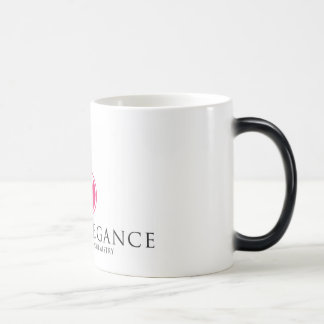 Helle Eleganz-verwandelnde Tasse