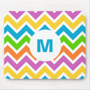 Helle, farbige Regenbogen-Zickzack Monogramm Mousepad