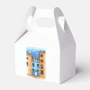 Helle italienische Straßen unter der mediterranen  Geschenkschachtel