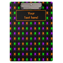 Helle Multispinnen auf schwarz Klemmbrett