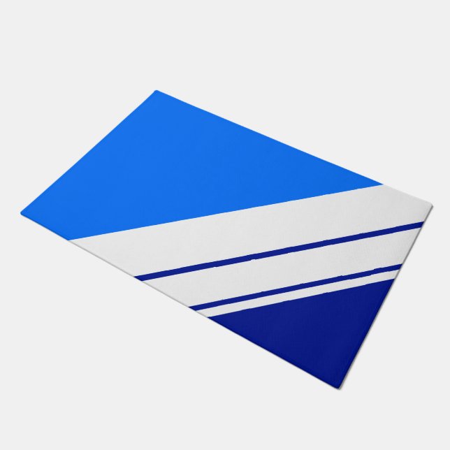 Helle nautische Blues Sporty White Racing Streifen Fußmatte (Schrägansicht)