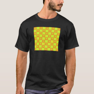 Helle orange-grüne Schachbrettfliese mit Herzen T-Shirt