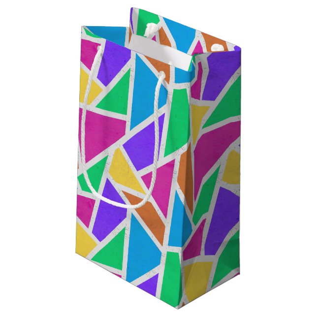 Helle Regenbogenfarben Mosaik Kleine Geschenktüte (Rückseite Schrägansicht)