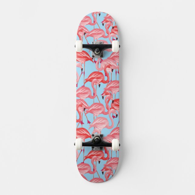 Helle rosa Flamingos auf Blau Skateboard (Vorderseite)