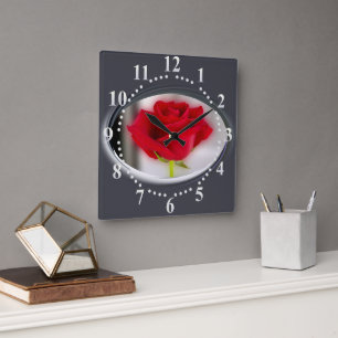 Helle rote Rose Quadratische Wanduhr