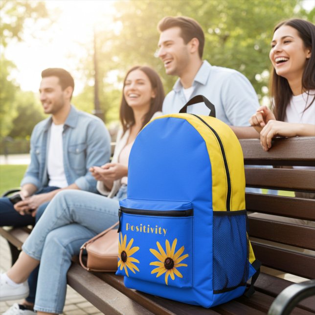 Helle Sun Yellow Spring Blumen auf Royal Blue Bedruckter Rucksack (Von Creator hochgeladen)
