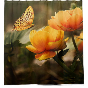 Helle tiefe gelbe Blumen mit Schmetterling Duschvorhang