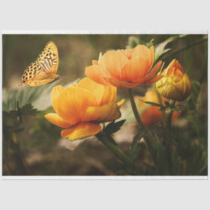 Helle, tiefgelbe Blumen mit Schmetterling Seidenpapier