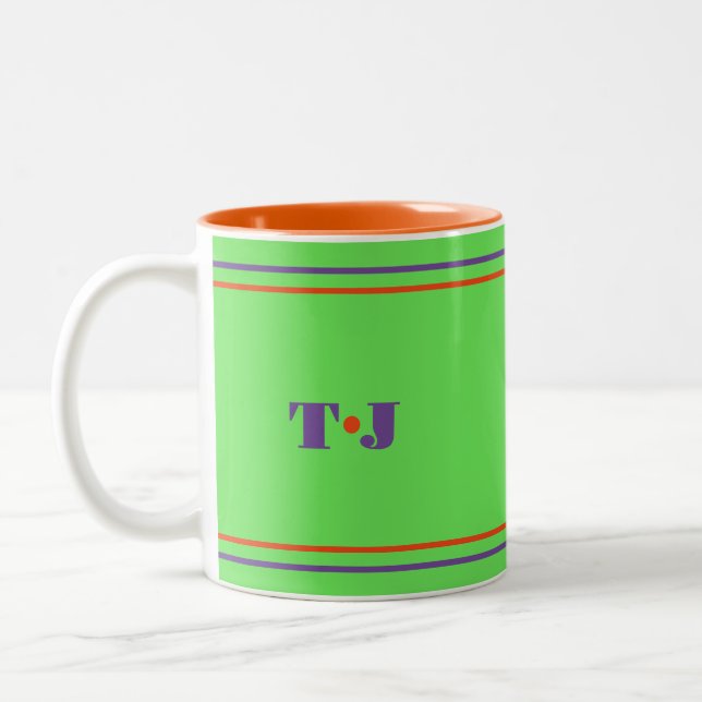 Helle und farbenfrohe Tasse (Links)