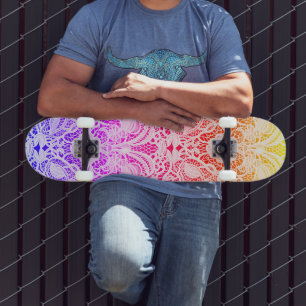 Helle warme Ombre-Farben und Vintage-Spitze Skateboard