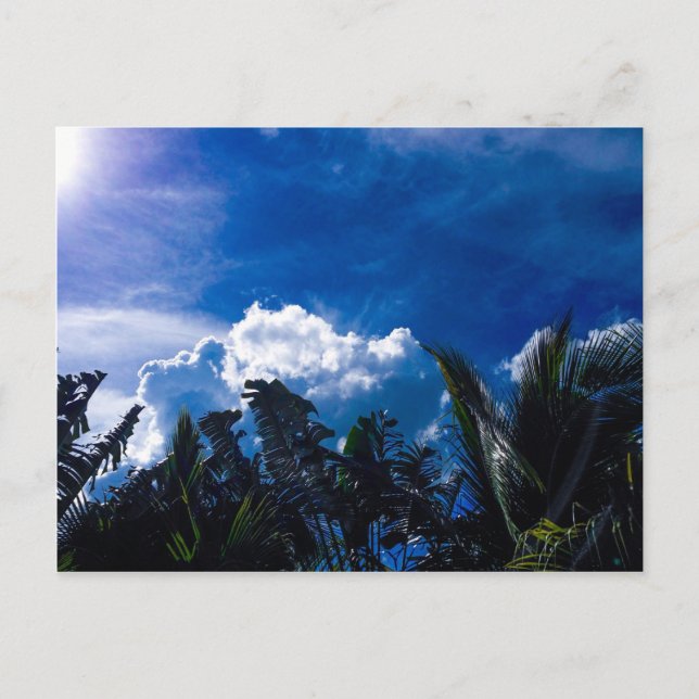 Heller blauer Himmel mit Wolken Postkarte (Vorderseite)