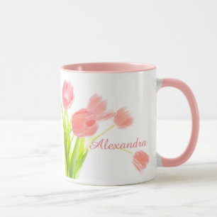 Heller, frischer, rosa Tulpe-Blumenstrauß auf Tasse