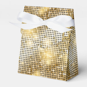 Heller funkelnder goldener geschenkschachtel