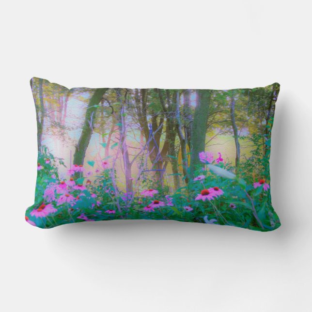 Heller Sonnenaufgang mit rosa Türmen in meinem Gar Lendenkissen (Vorderseite)