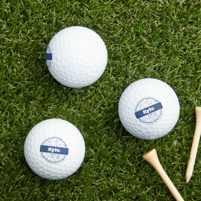 Heller und blauer grauer Spritzer mit Name Golfball (Insitu Gras)