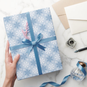Helles Blau und Winter Weiße Schneeflocke Muster Geschenkpapier