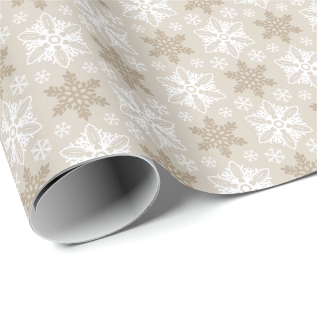 Helles braunes Tan Winterweißes Schneeflockenmuste Geschenkpapier (Rolleneckpunkt)