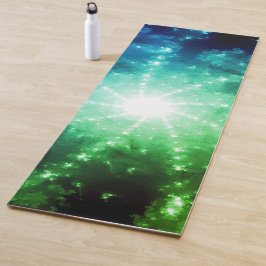 Helles grünes blaues Licht am Ende des Tunnels Yogamatte