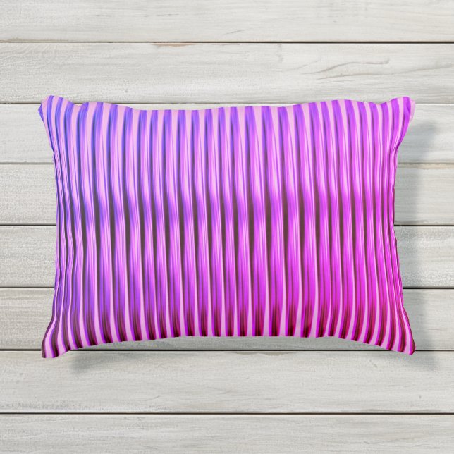 Helles Kissen im Freien (Vorderseite)