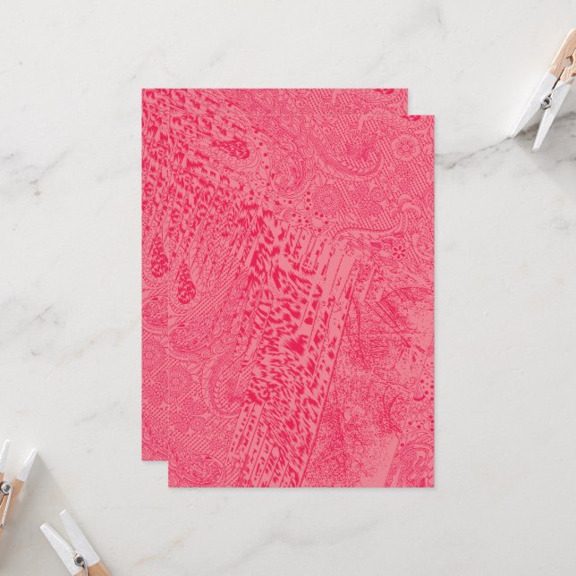 Helles rosa Textildesign mit zentraler Blu Einladung (Vorderseite/Rückseite Beispiel)