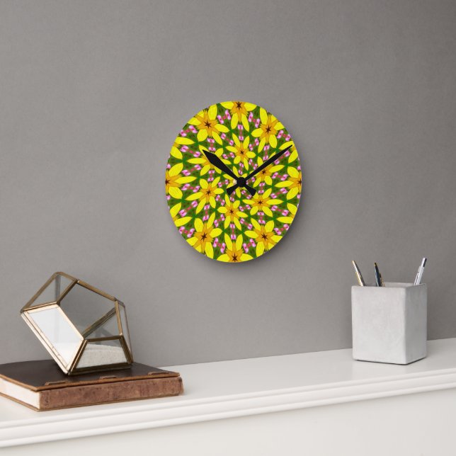 Hellgelbe Blumen Runde Wanduhr (Büro)