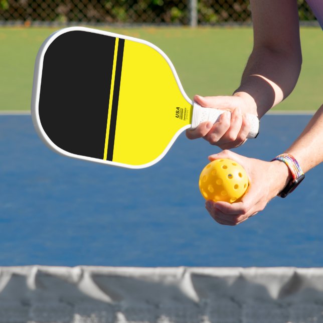 Hellgelber schwarzer Farbblock Chic Akzent Streife Pickleball Schläger (InSitu)