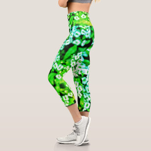 Hellgrüne, weiße Blume Blumendruck Capri Leggings