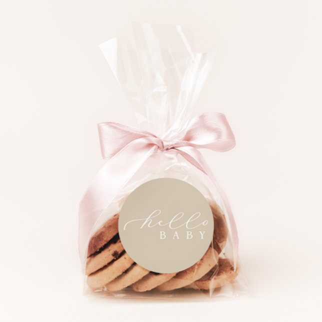 Hello Baby Beige Minimalistisch Script Baby Dusche Runder Aufkleber (Von Creator hochgeladen)