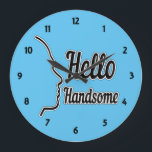 Hello Handsome Typografie and Face Profile Kontur Große Wanduhr<br><div class="desc">Hallo Handsome Typografie mit einem zeichnend Profil eines Mannes Gesicht. Das ist ein ideales Geschenk für ihn. Entworfen von Sandyspider Geschenke. Kontaktieren Sie mich hier oder unter admin@giftsyoutreasure.com , wenn Sie möchten, dass ich eine Collage erstellen, Ihre Fotos aktualisieren oder ein direktes Designprodukt für Sie erstellen möchte. Alle meine Geschäfte...</div>