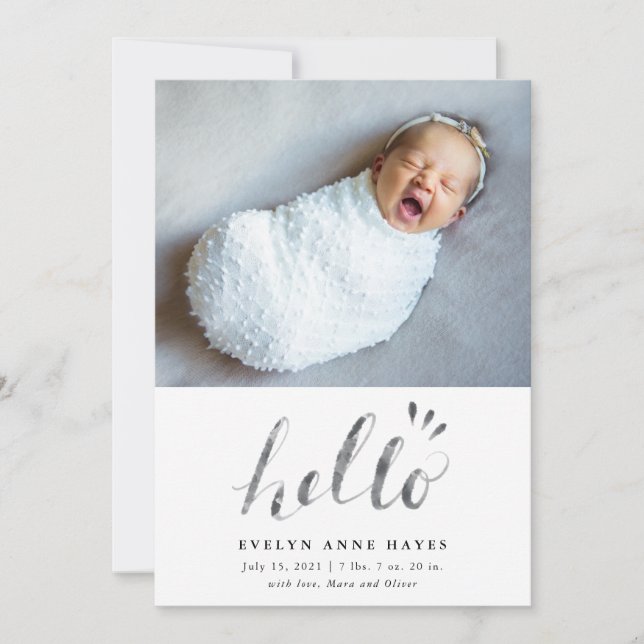 Hello Watercolor Script Baby Photo Birth Ankündigung (Vorderseite)