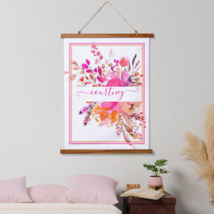 Hellrosa florale personalisierte wandteppich mit holzrahmen