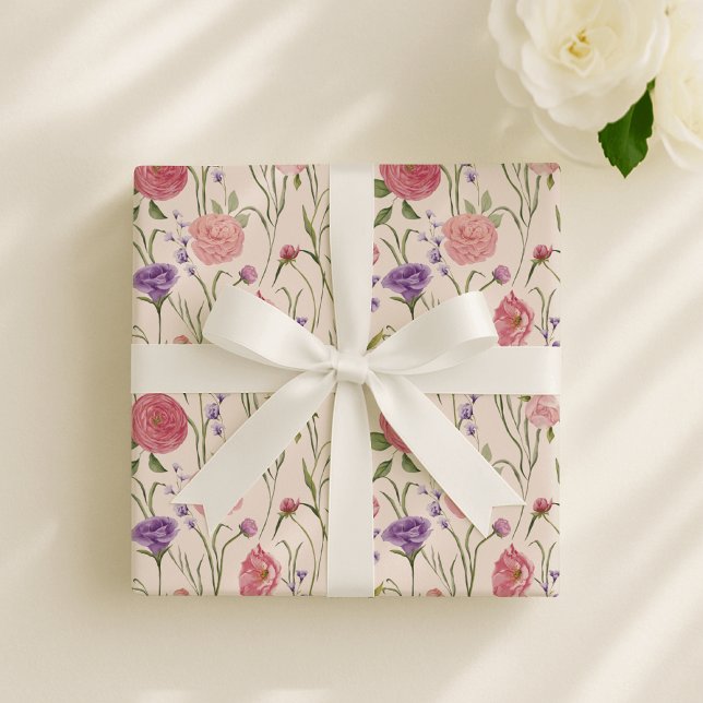 hellrosa, florales, elegantes Ereignis Geschenkpapier (Von Creator hochgeladen)