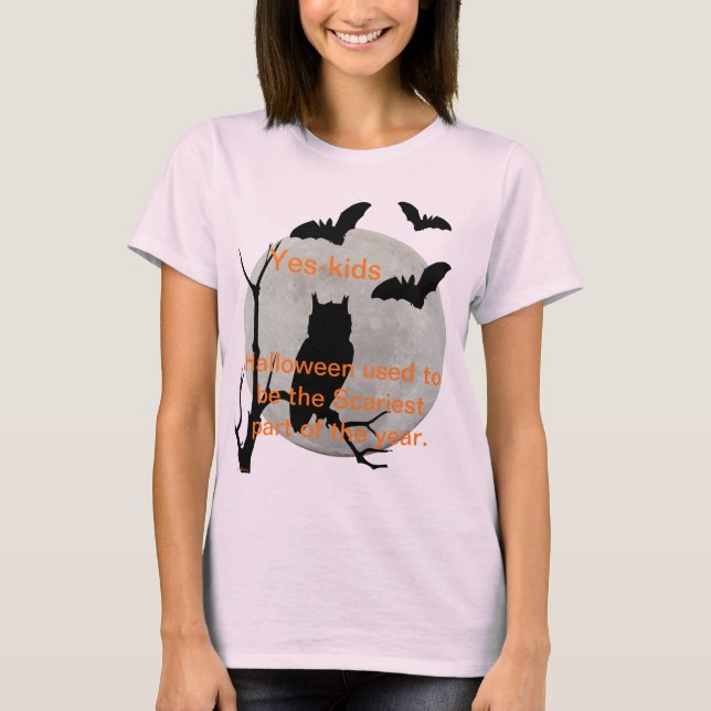 Hellrosa Halloween-Schaf und -Fledermäuse T-Shirt (Vorderseite)