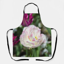 Hellrosa Tulpen an einem sonnigen Tag