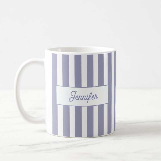 Hellvioletter Streifen-Monogramm Kaffeetasse (Links)