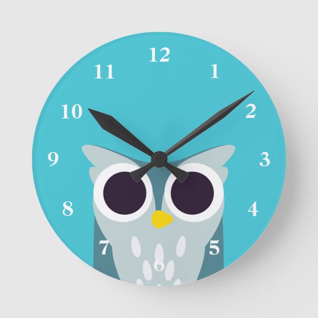 Henry the Owl Runde Wanduhr (Vorderseite)