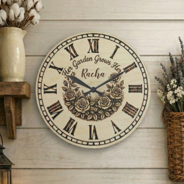 Her Garden Grows Here | Custom Name wall clock  Große Wanduhr (Von Creator hochgeladen)