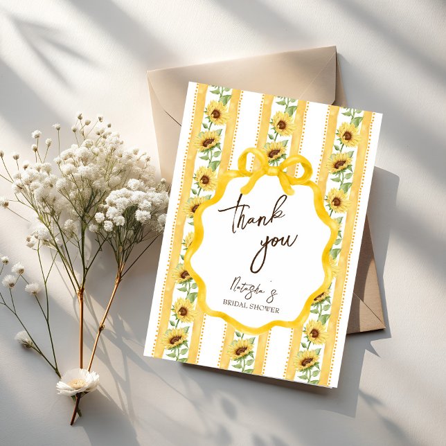 Herabsetzung des Gelbstreifen-Brautparty in der Li Dankeskarte (Fall in love sunflowers yellow stripes bridal shower thank you card retro grand millennial thank you)