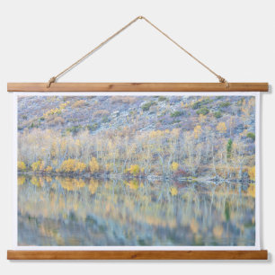 Herbst Aspen Forest Reflection auf See Wandteppich Mit Holzrahmen