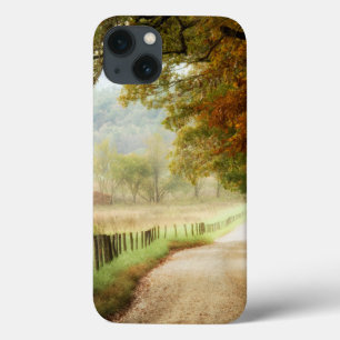 Herbst auf einer Land-Straße Case-Mate iPhone Hülle