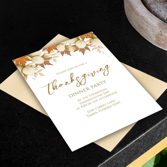 Herbst Blätter Eleganter Grüner Erntedank Einladung (Thanksgiving dinner invitation with fall Autumn greenery leaves and foliage. )