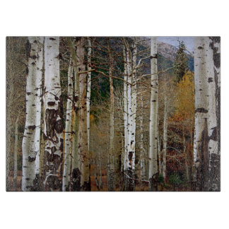 Herbst-Espen im GebirgsSchneidebrett Schneidebrett