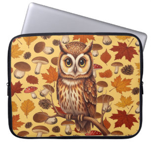 Herbst-Eule und Blätter Laptopschutzhülle