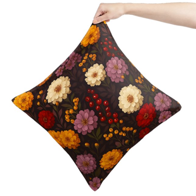 Herbst Florals - Bauernhof Boho Kissen (A cozy touch of fall with rich floral patterns, perfect for adding seasonal charm to your home.)