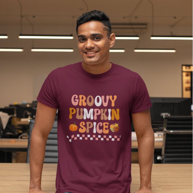 Herbst-Groovy Pumpkin Gewürzdesign T-Shirt (Von Creator hochgeladen)